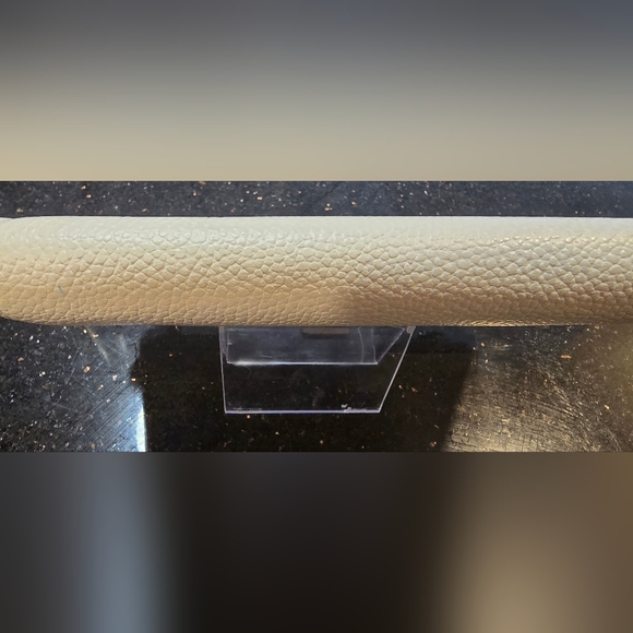 Michael Kors Leather Large Double Zip Cream Wallet/Clutch - Picture 13 of 14